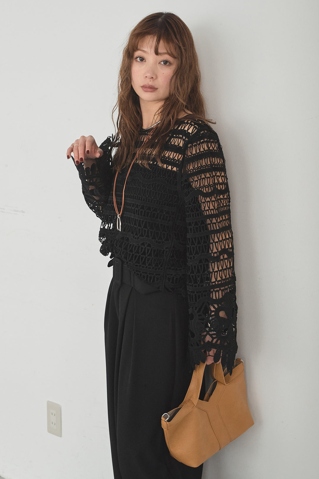 [SET]裾デザインメッシュプルオーバー+ベルト付きツータックワイドパンツ(2set)