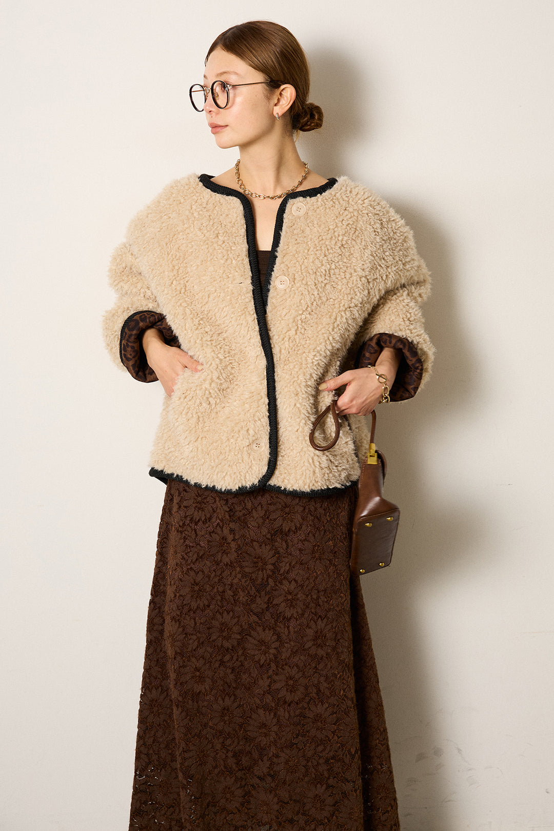 [SET]ノーカラー裏地レオパードボアアウター+花柄刺繍ベロアフレアスカート(2set)