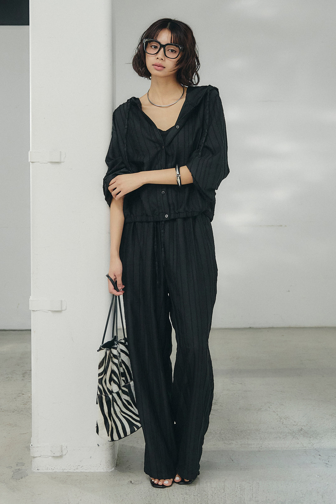 [SET]ストライプジャガードフードシャツ+ストライプジャガードロングイージーパンツ(2set)