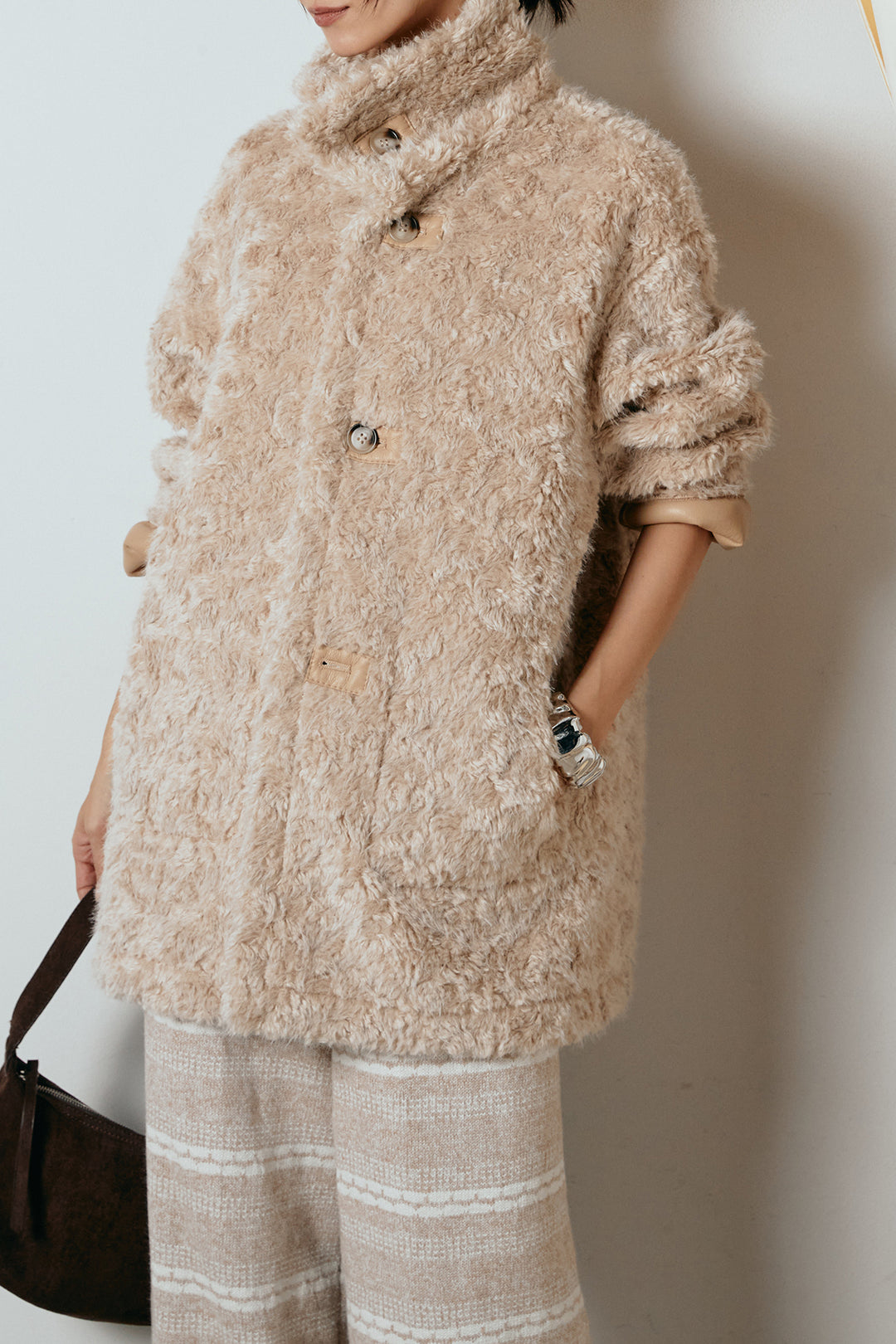 [SET]リバーシブルボアアウター+マルチライン柄リラックスニットパンツ(2set)