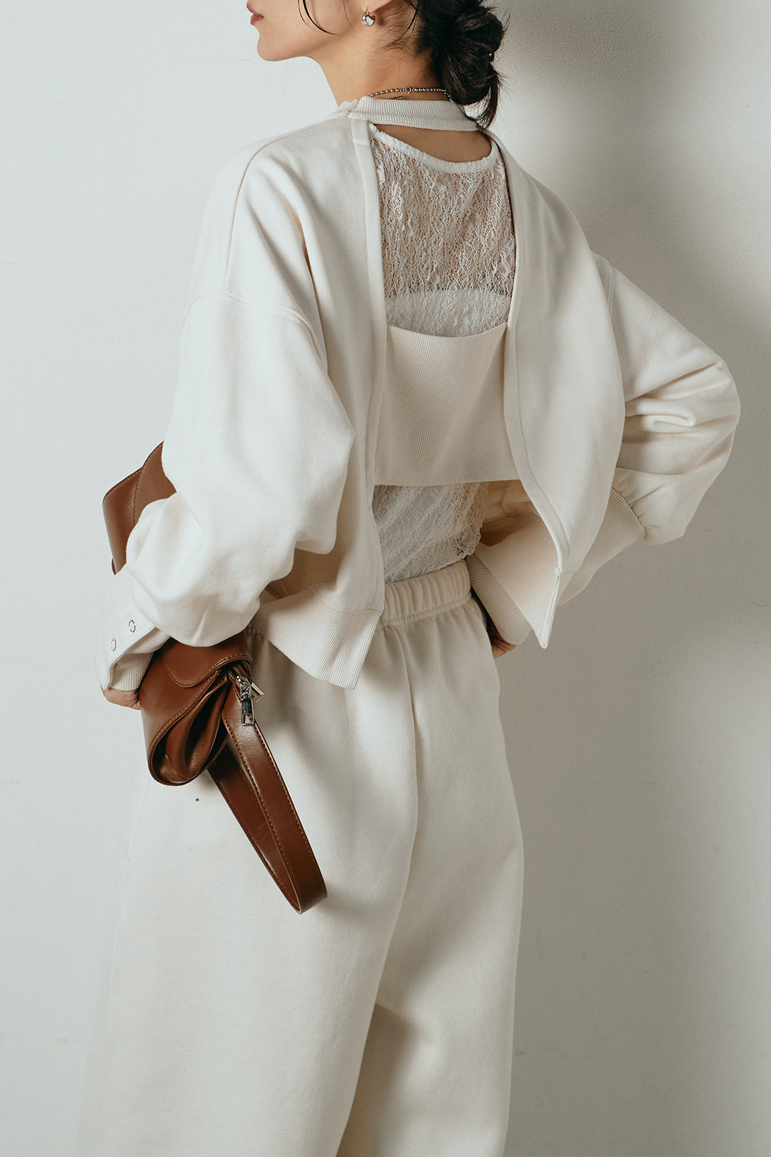 [SET]裏毛バックオープンプルオーバー+ストレッチレースクルーネックインナー+裏起毛スウェットワイドパンツ(3set)