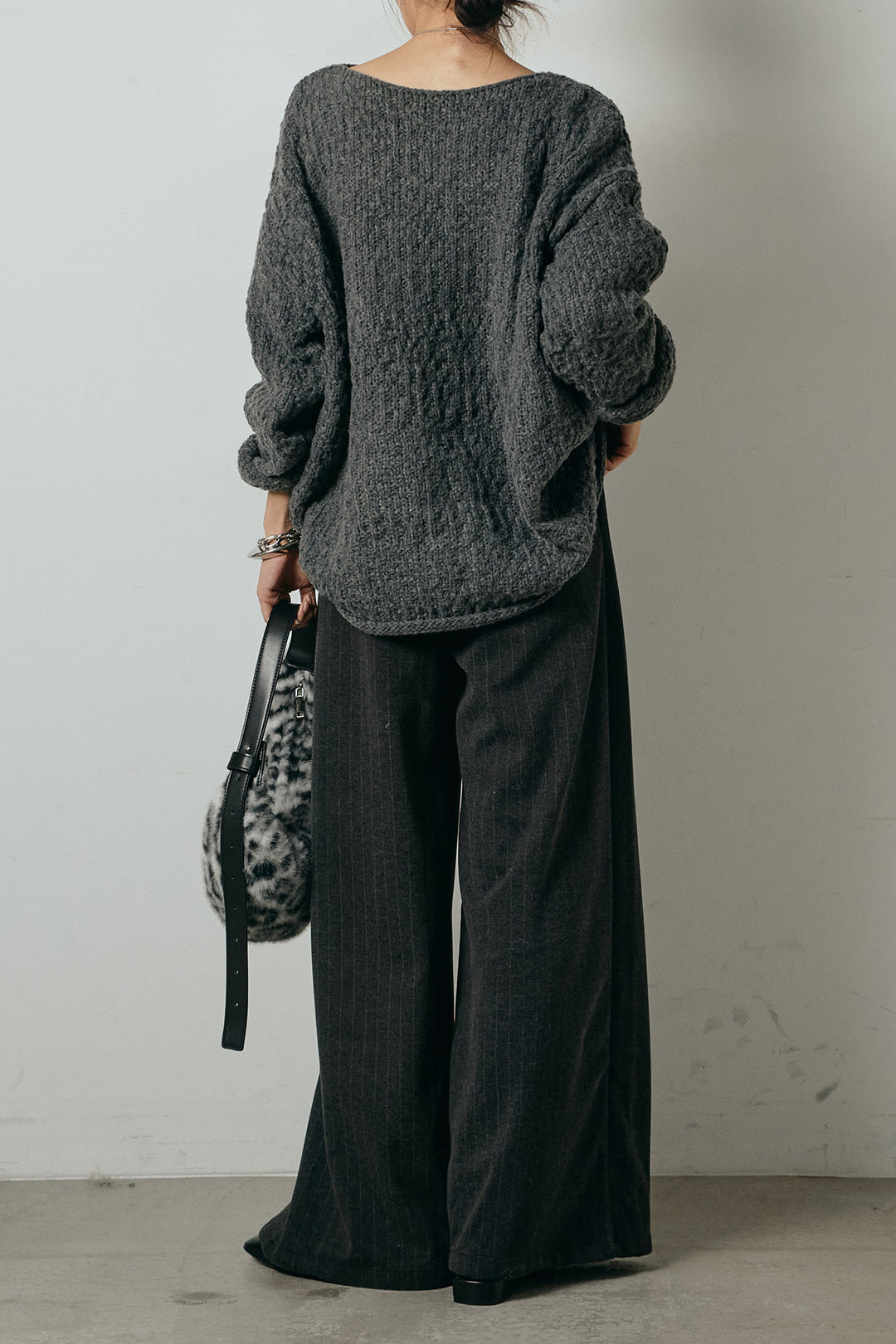 [SET]ボリューム編みニットプルオーバー+編みベルト付きピンストライプワイドパンツ(2set)