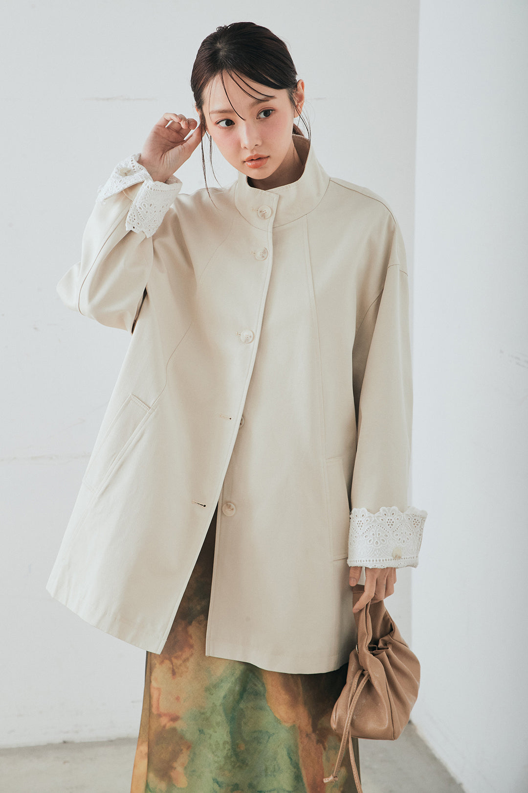 [SET]袖折り返しレースデザインアウター+ニュアンス柄サテンスカート(2set)