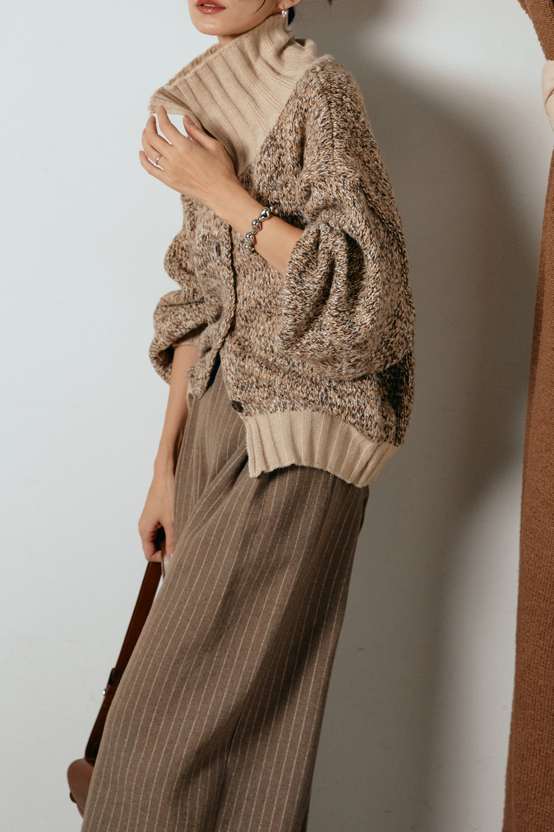 [SET]ハイネックミックスニットカーディガン+ウールライクストライプパンツ(2set)