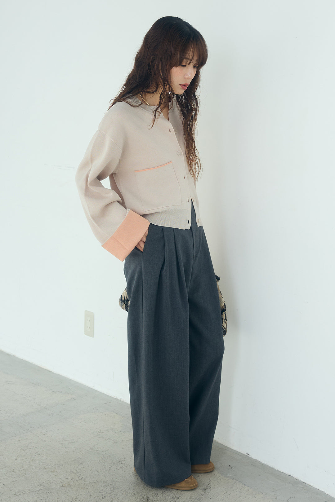 [SET]レーヨンポリダブルフェイスカーディガン+サイドベルトタック入りスラックス(2set)