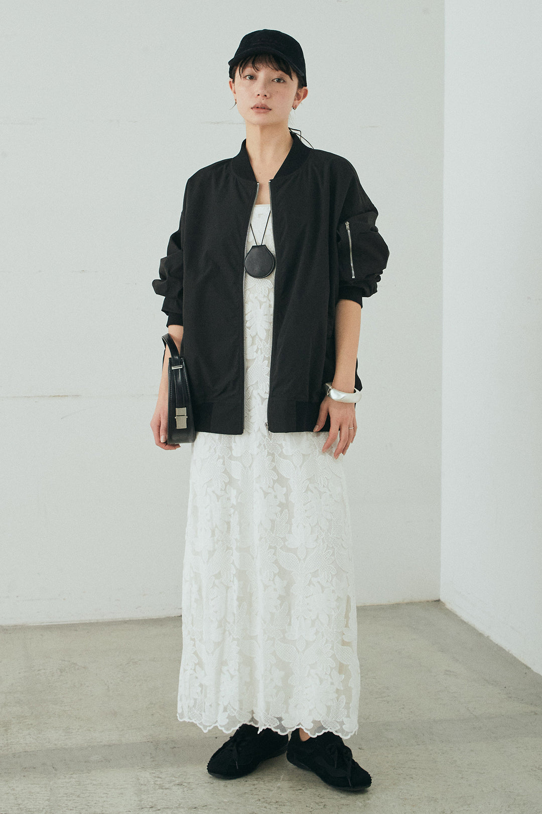 [SET]袖シャーリングオーバーサイズMA1+総レースキャミワンピース(2set)