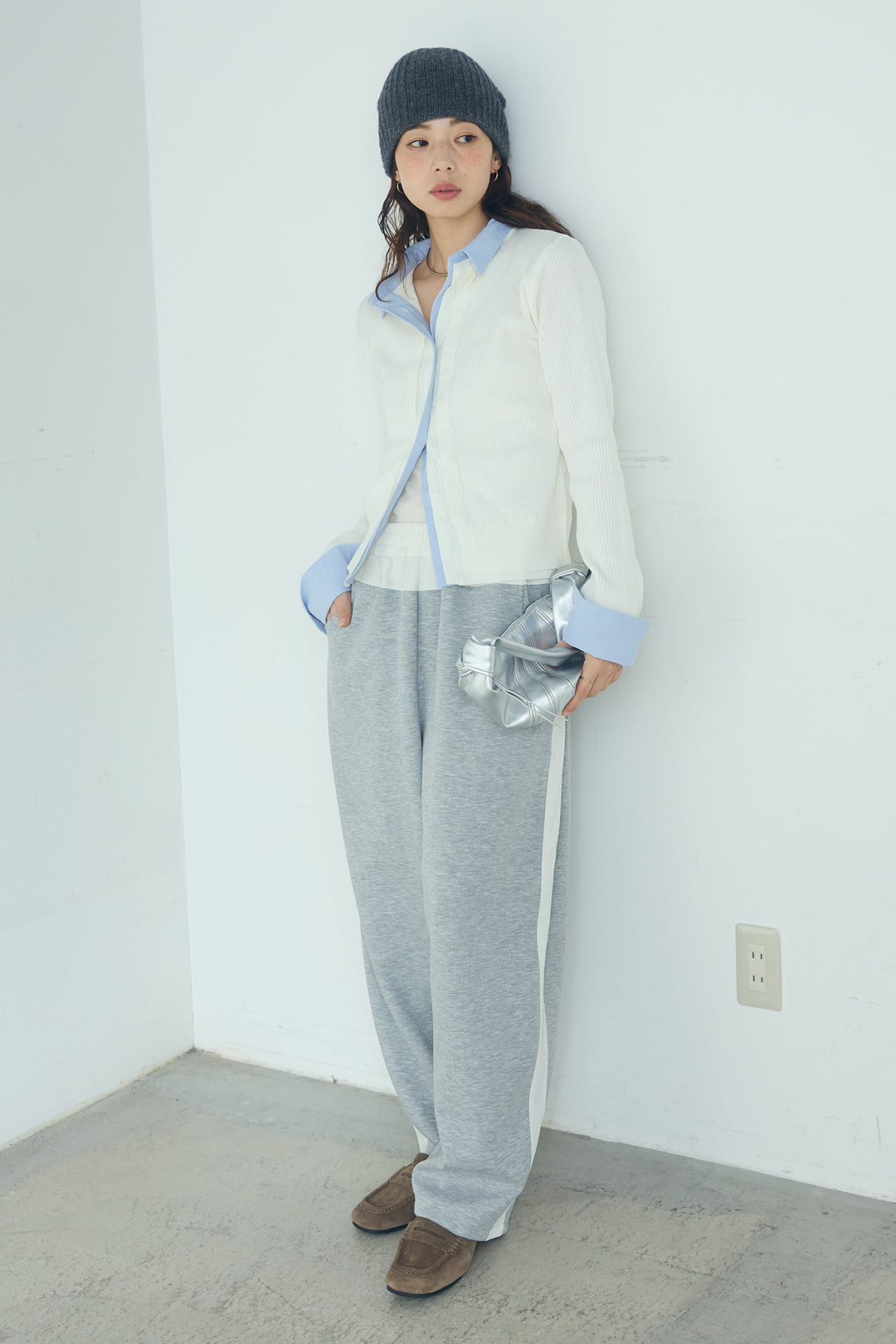 [SET]シャツドッキングボタンニットカーディガン+異素材切り替えスウェットパンツ(2set)