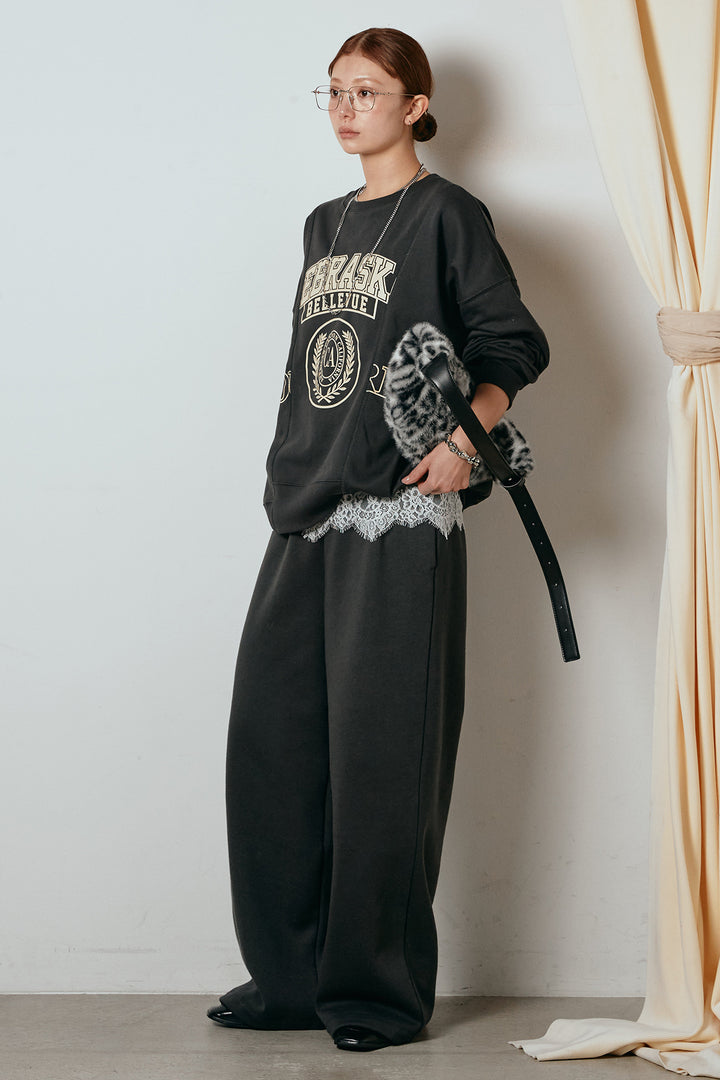 [SET]裏毛カレッジプリントプルオーバー+裏起毛スウェットワイドパンツ+カップ付きレースドッキングキャミソール(3set)