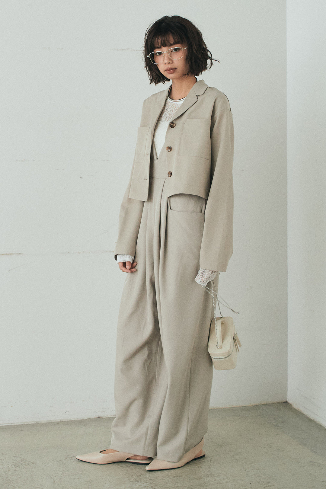 [SET]バックジップデザインショートツイルジャケット+キャミロングオールインワン+ストレッチレースクルーネックインナー(3set)