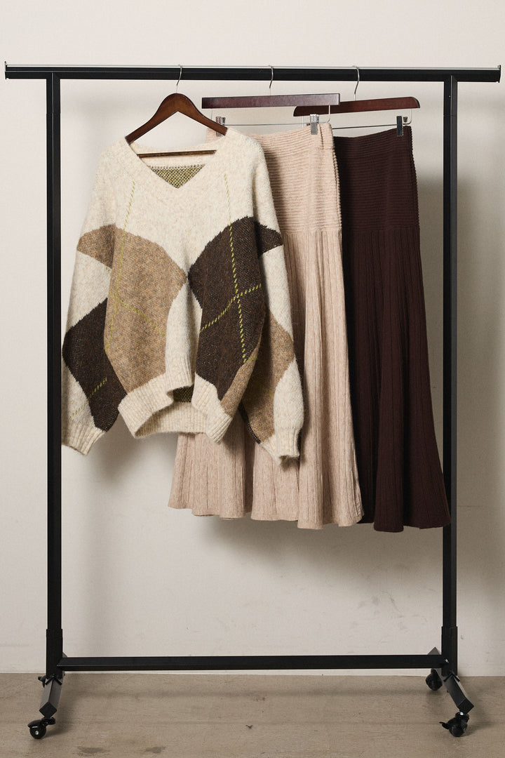 【着回しセット】[SET]ルーズアーガイルVネックニット+編み地切り替えフレアニットスカート+編み地切り替えフレアニットスカート(3set)