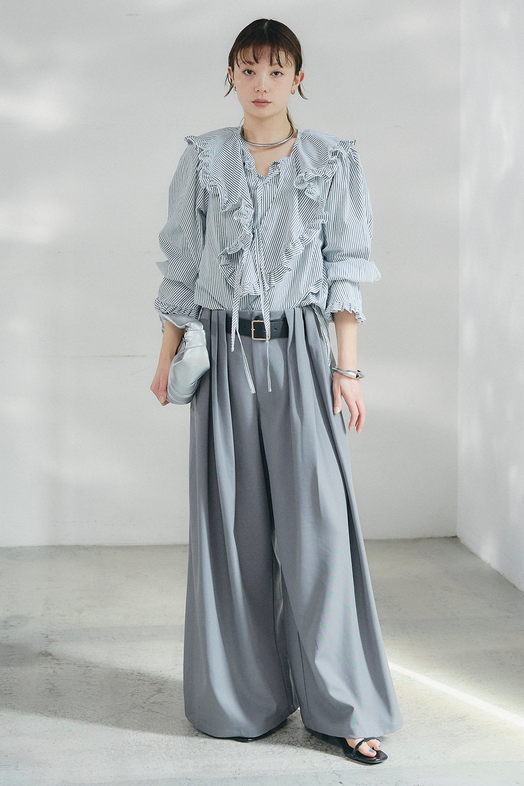 [SET]コットンフリルブラウス+ベルト付きタックデザインハイウエストロングパンツ(2set)