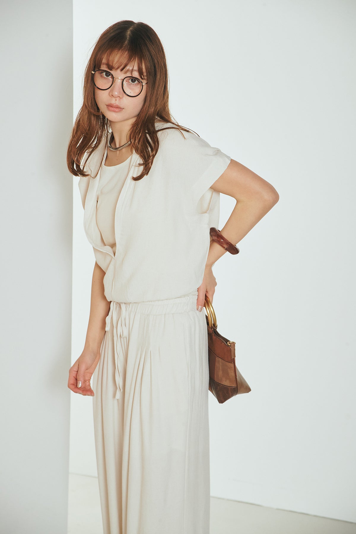 セットアップ ESICA SET]麻混レイヤードデザインSETUP – ESICA
