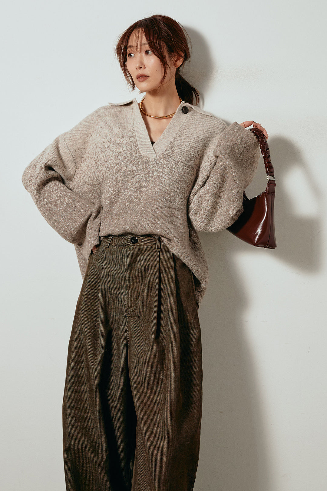 [SET]グラデーションラメニットキーネックプルオーバー+フロントタック入りコーデュロイパンツ(2set)