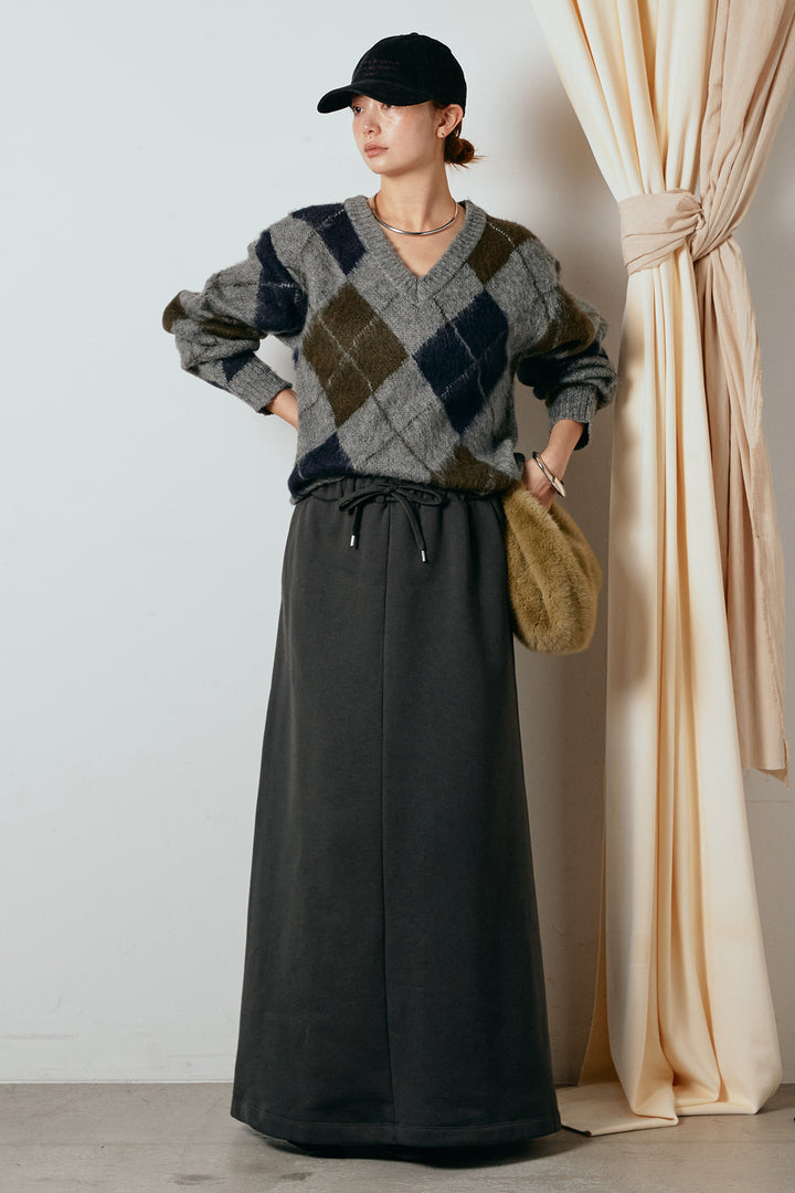 [SET]アクリルモヘアアーガイルVネックプルオーバー+裏起毛スウェットロングマキシスカート(2set)