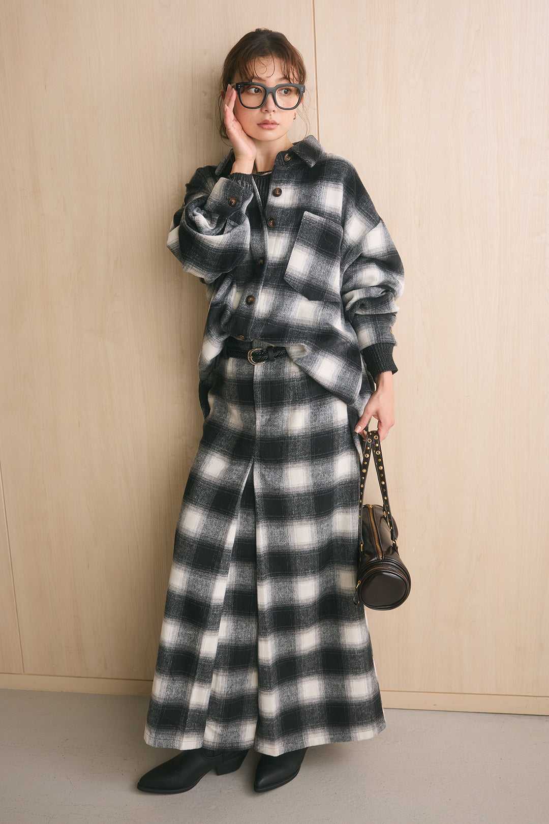 [SET]起毛チェック柄シャツジャケット+起毛チェック柄ボックスタックスカート+プレーティングクルーネックプルオーバー(3set)