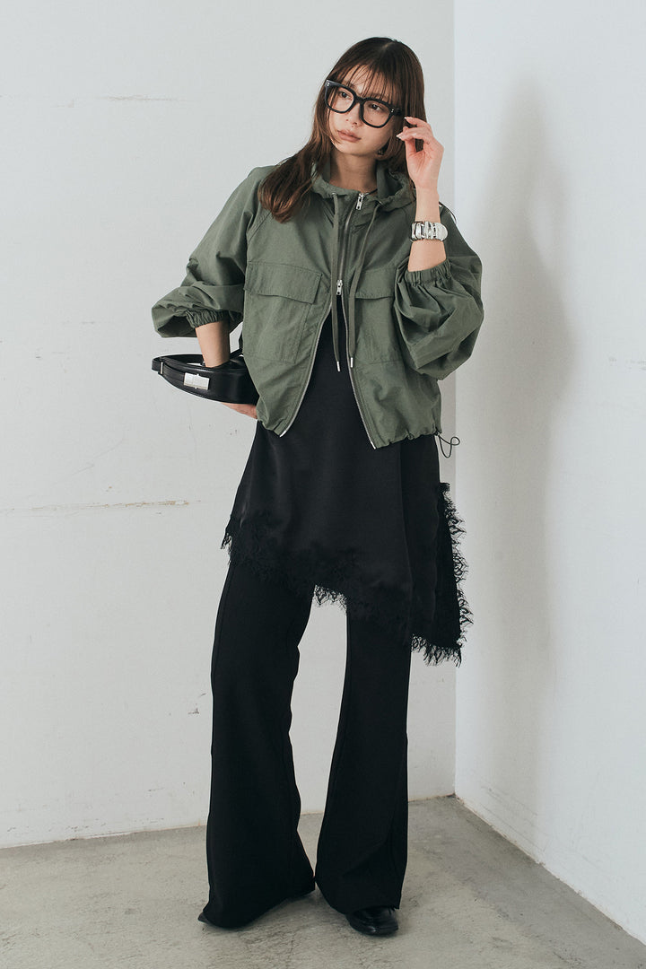 [SET]ナイロンボリュームWジップパーカーブルゾン+サテンレースアシメキャミ+細編みベルト付きパンツ+サテンレースアシメキャミ(3set)