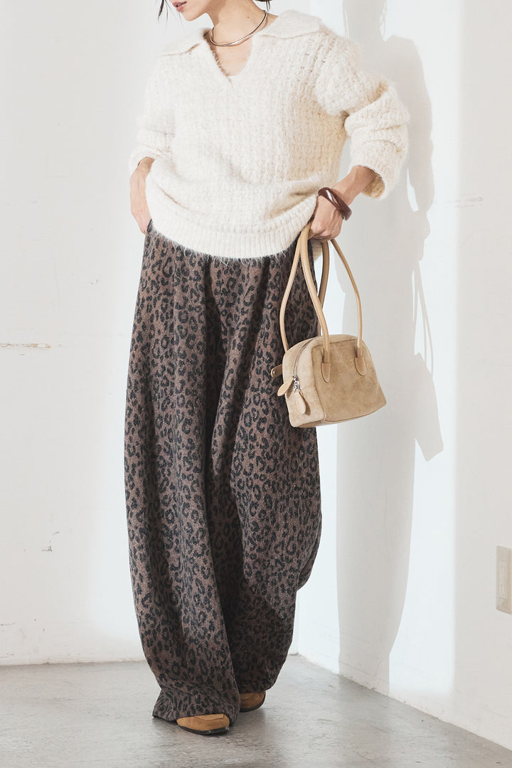 [SET]襟付きVネックニットトップス+リラックスレオパード柄ワイドパンツ(2set)