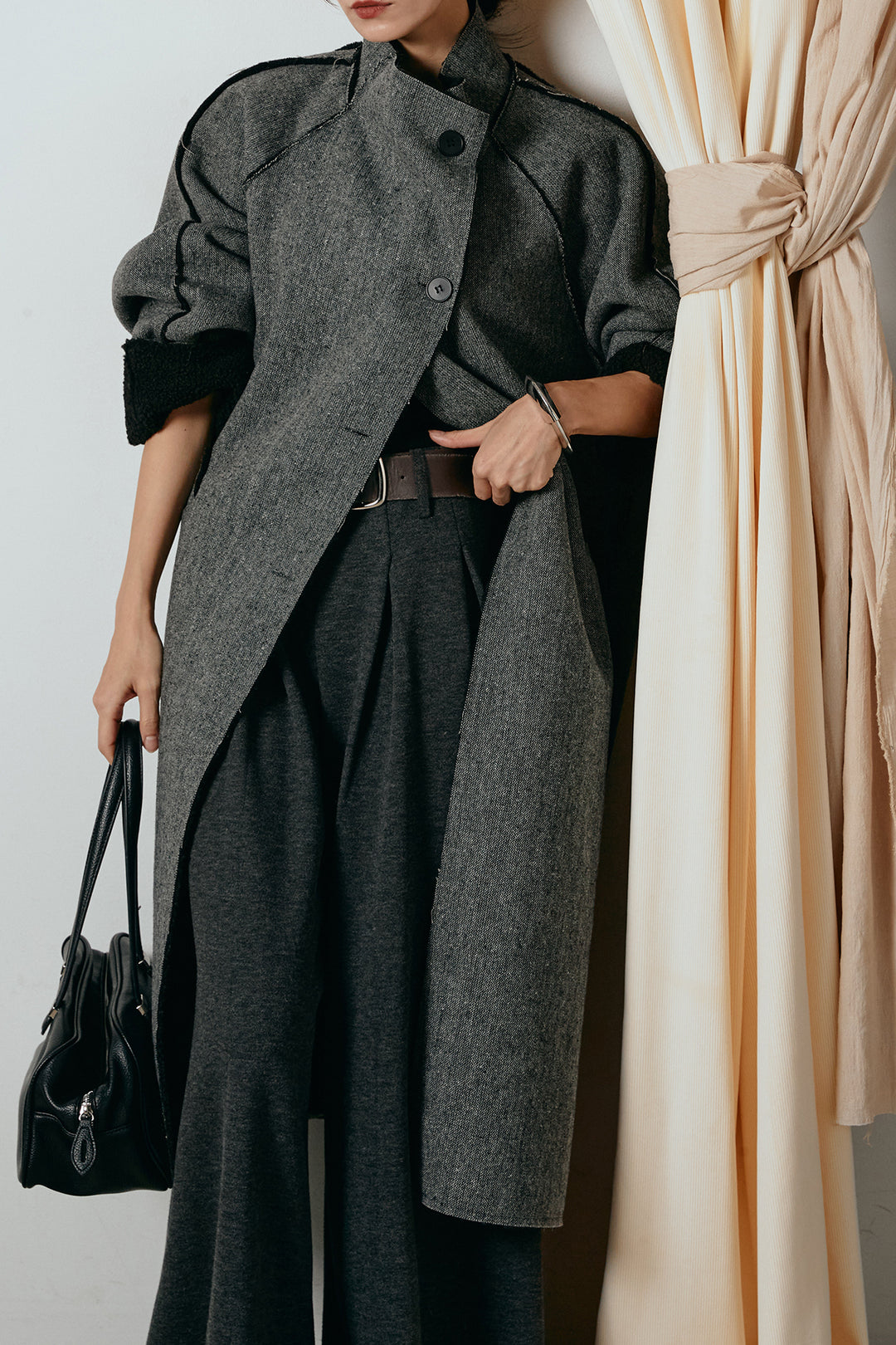 [SET]裏地ボアハイネックロングアウター+フェイクレザー太ベルト付きタックワイドパンツ(2set)