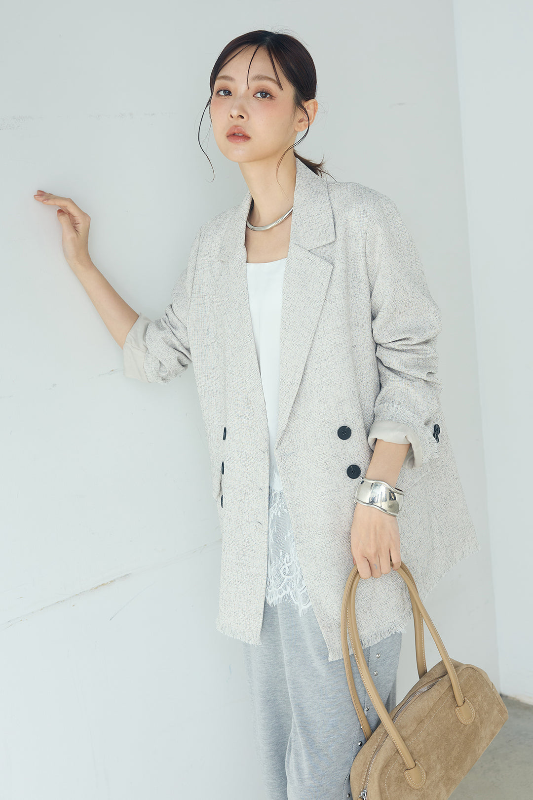 [SET]スラブネップツイードフリンジテーラードジャケット+サイドデザイン入りスウェットパンツ+裾レースキャミソール(3set)