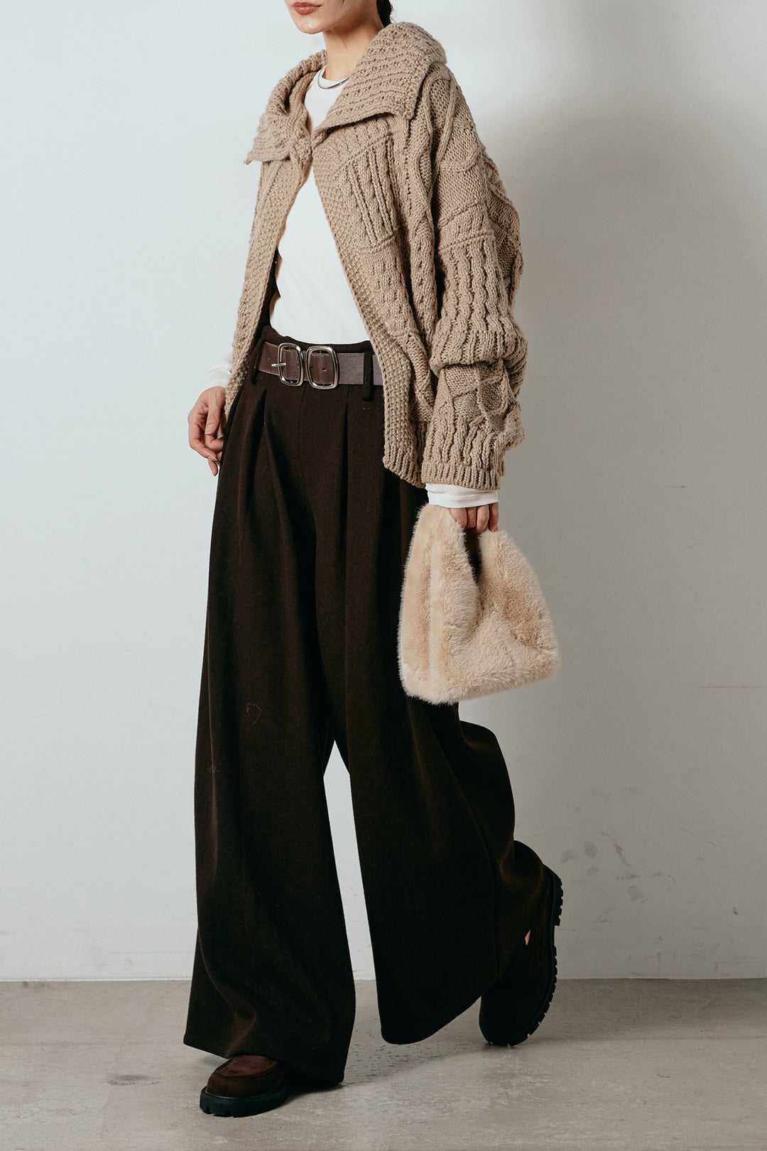 [SET]ビッグカラーケーブル編みニットトップス+2WAY袖コード刺繍クルーネックプルオーバー(2set)