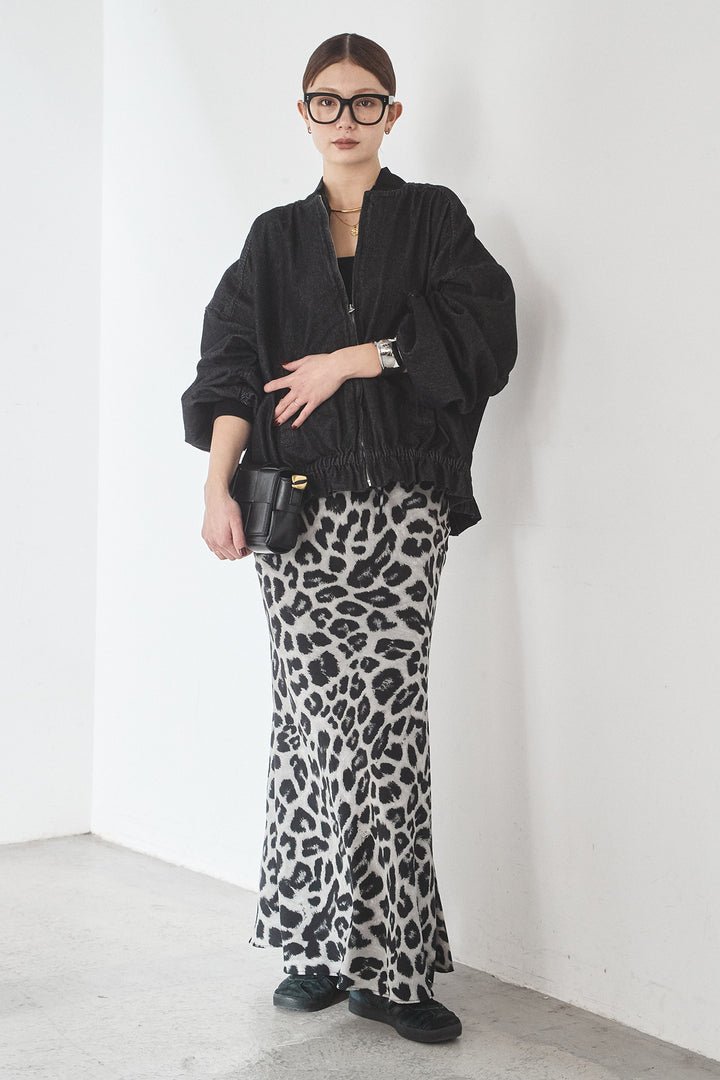 [SET]袖シャーリング裾フリルデニムブルゾン+レオパードサテンナロースカート(2set)