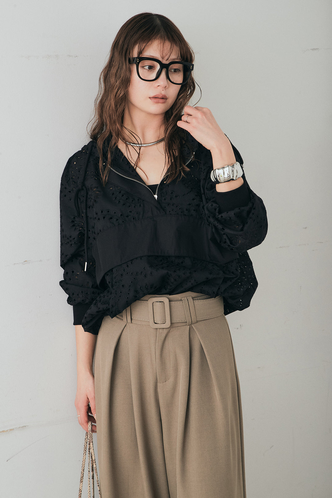 [SET]レースハーフジップアップフーディー+ベルト付きツータックワイドパンツ(2set)