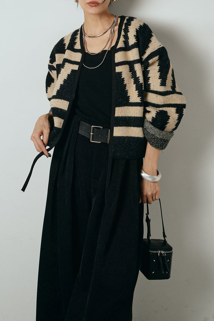 [SET]ノーカラー幾何学模様アウター+ベルトループコーデュロイワイドパンツ(2set)