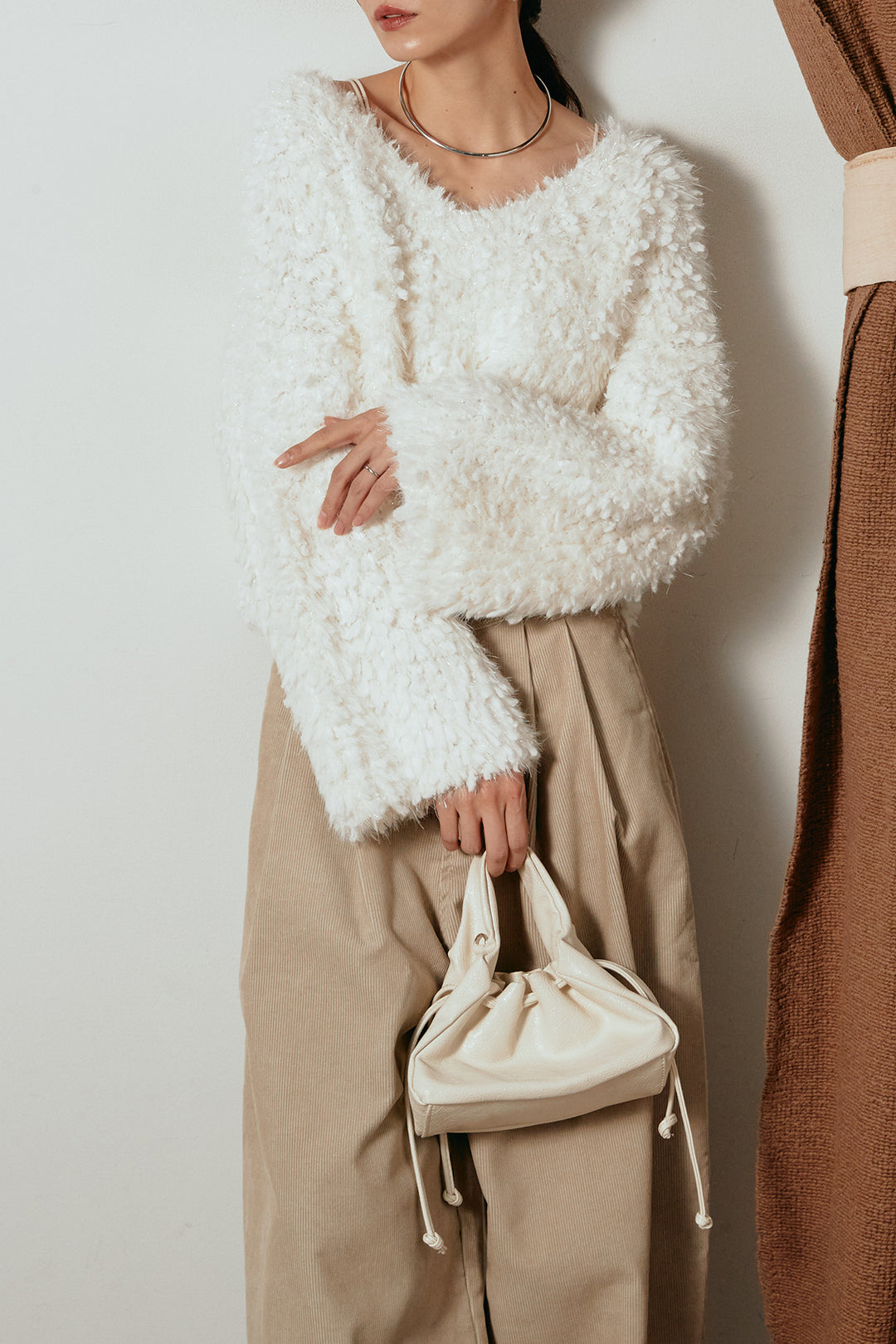 [SET]深Vネックチョウチョヤーンニットトップス+フロントタック入りコーデュロイパンツ(2set)