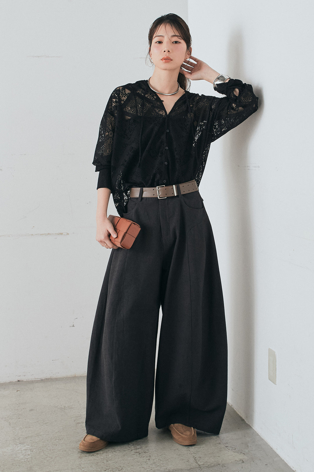 [SET]ブロックレースフード付きブラウス+ベルト付きサイドタックワイドパンツ(2set)