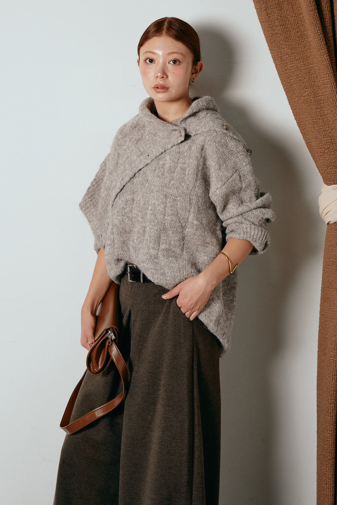 [SET]ケープデザインケーブルニットトップス+ベルト付きフロントタックデザインパンツ(2set)