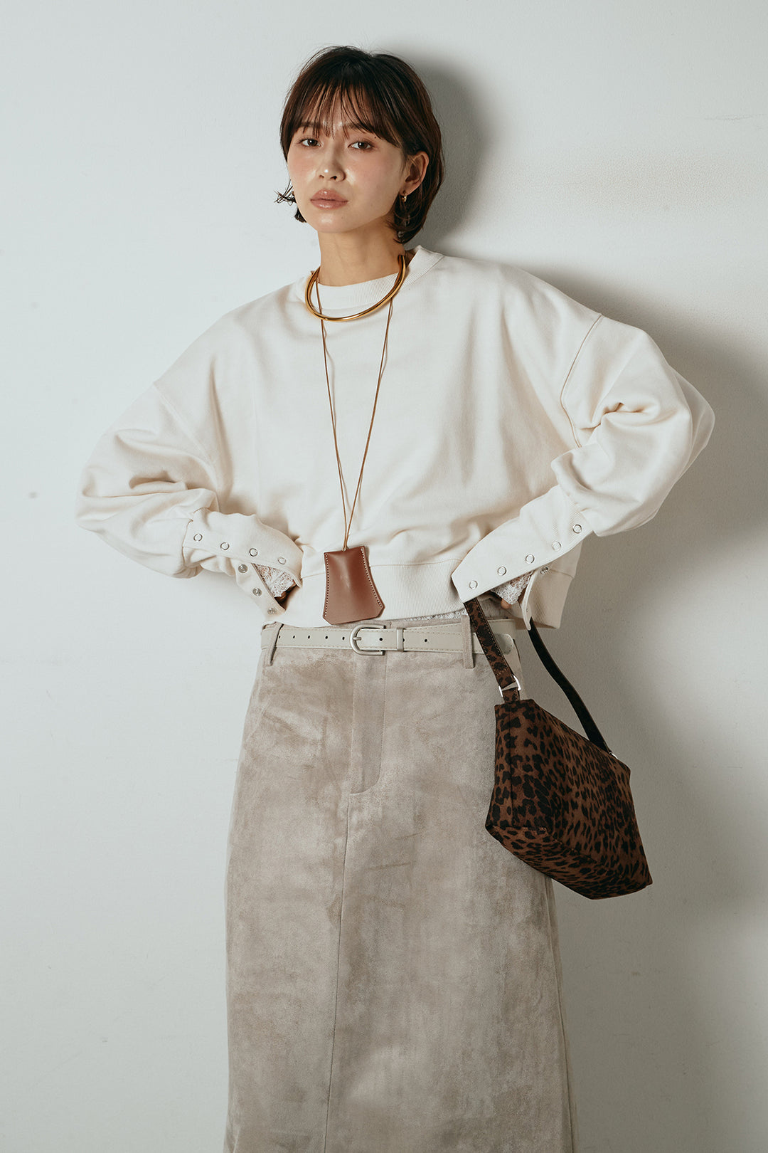 [SET]裏毛バックオープンプルオーバー+エコスウェードワイドスカート+ストレッチレースクルーネックインナー(3set)