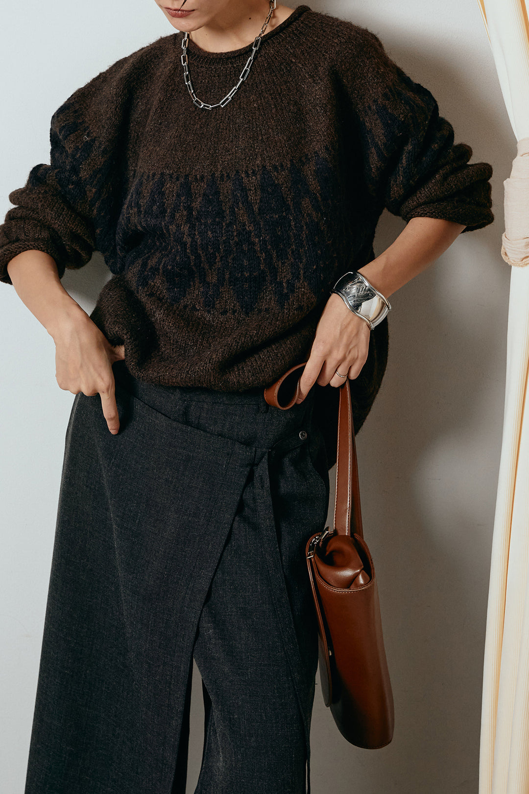 [SET]モノトーン柄ニットトップス+ラップ巻きワイドスラックス(2set)