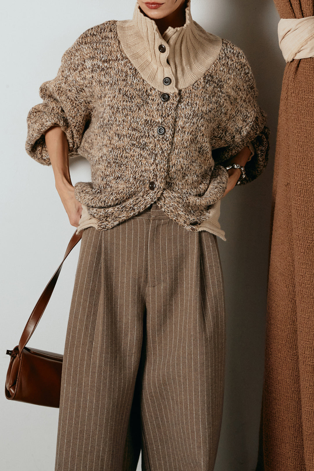 [SET]ハイネックミックスニットカーディガン+ウールライクストライプパンツ(2set)