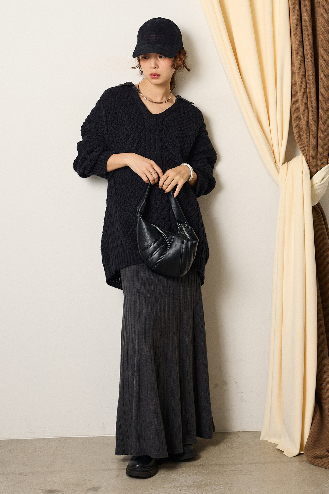 [SET]デニムカラーケーブルオーバーニット+編み地切り替えフレアニットスカート(2set)