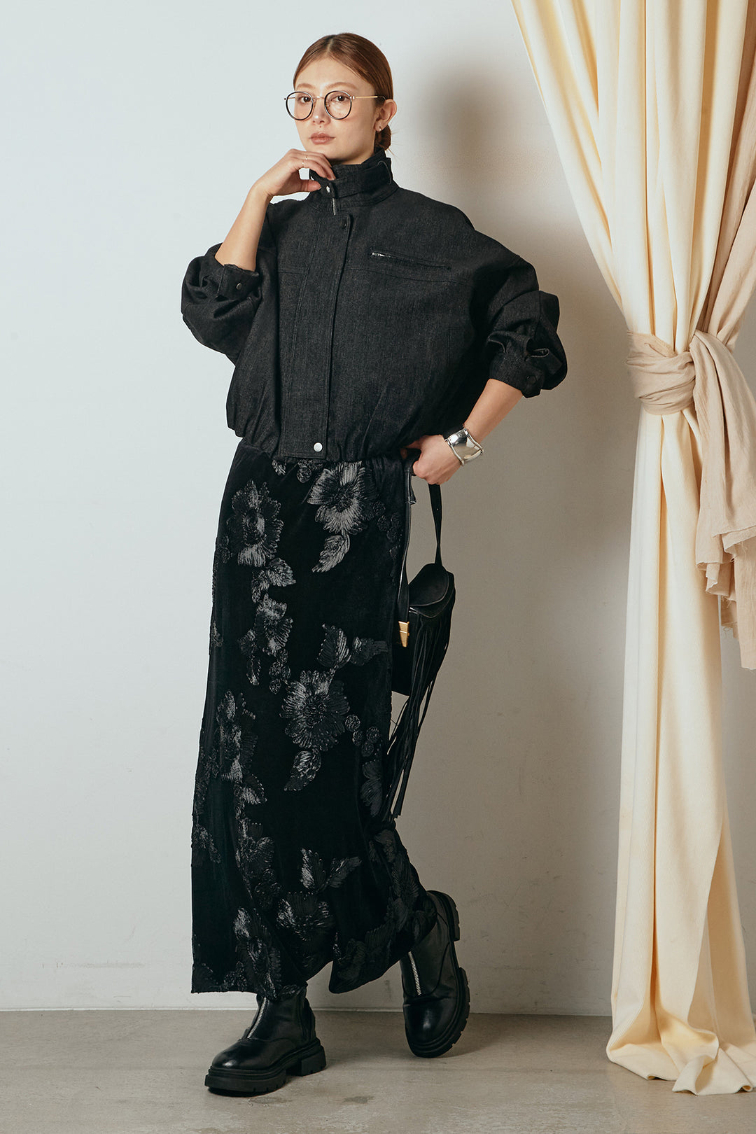 [SET]デニム調ハイネックブルゾン+フラワー刺繍ワイドスカート(2set)