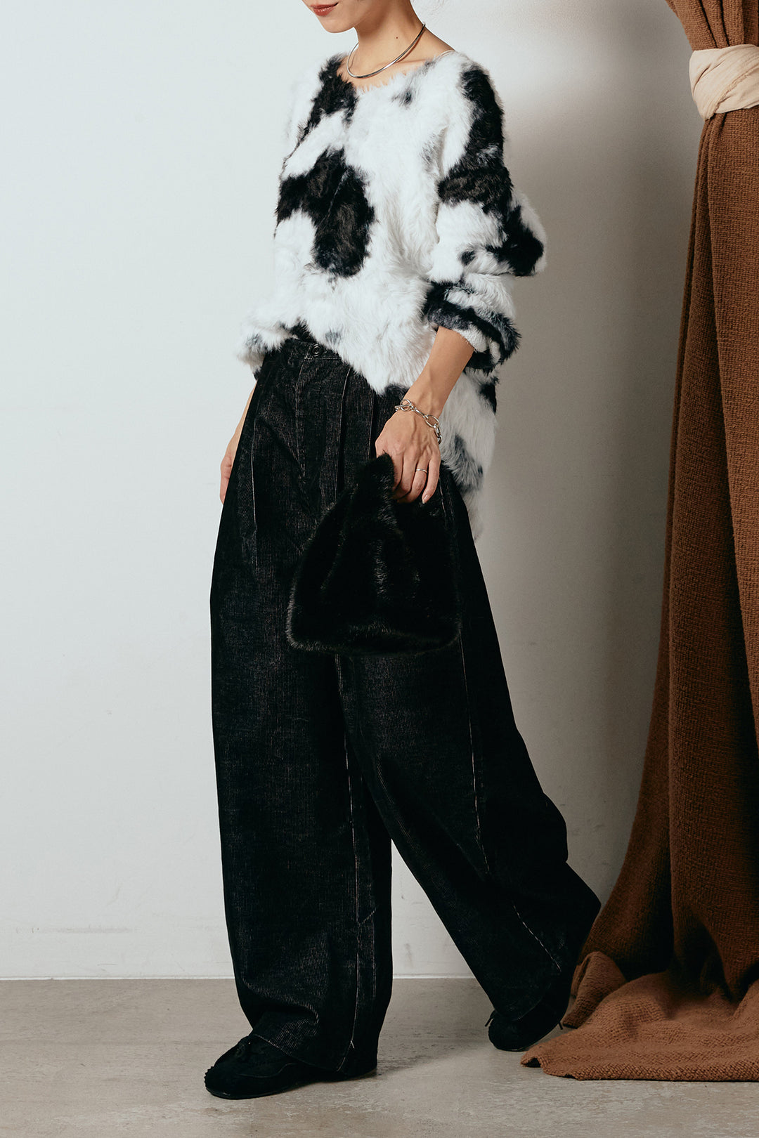 [SET]タイダイ柄シャギーニットトップス+フロントタック入りコーデュロイパンツ(2set)