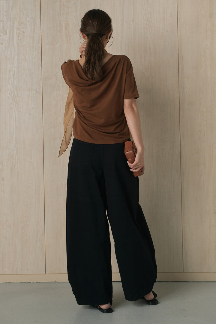 [SET]シフォン付きドレープ半袖カットソー+裾ボタン付きバレルパンツ(2set)