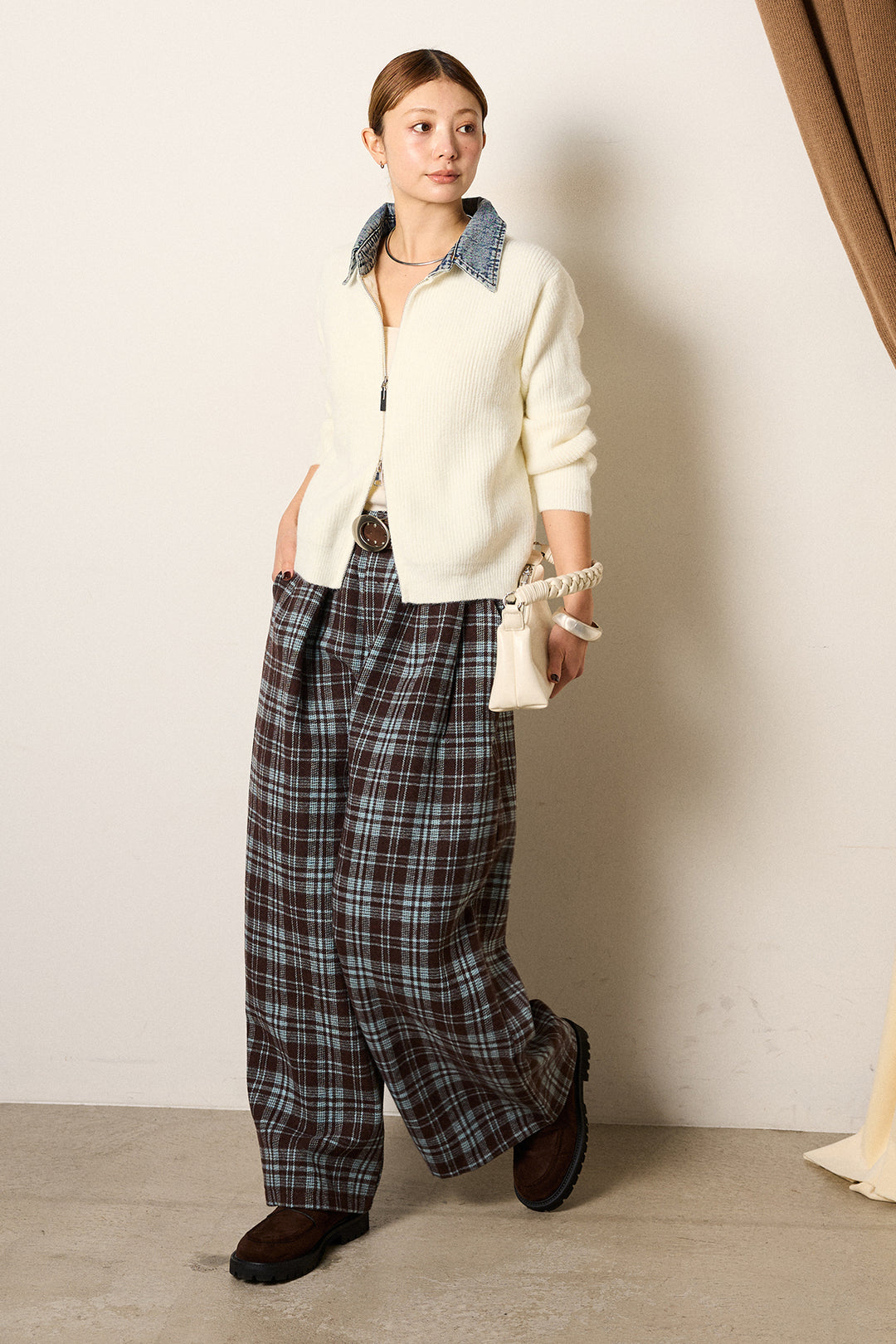 [SET]デニム襟ダブルジップニットトップス+スタッズデザインベルトタータンチェックパンツ(2set)