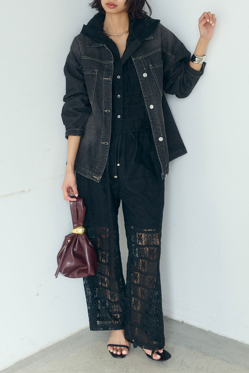 [SET]デニムオーバーサイズジャケット+パッチワークレースイージーパンツ+パッチワークレースショート丈フードシャツ(3set)