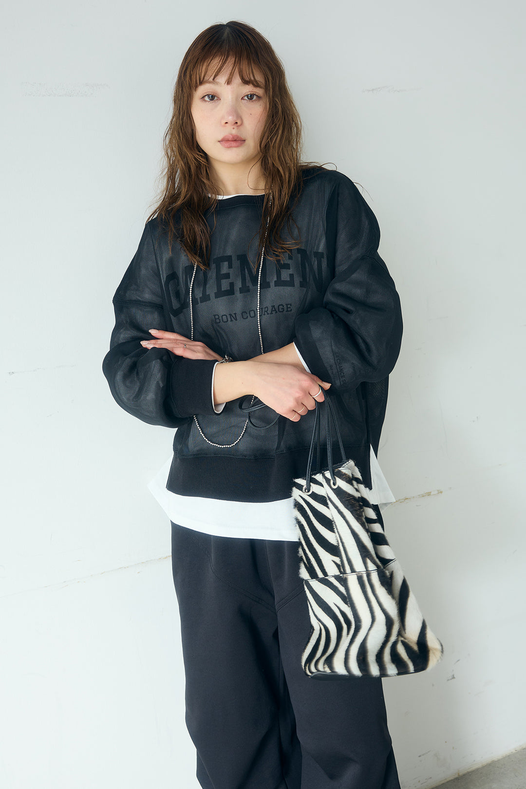 [SET]クリアダンボールプルオーバー+ランダムタックデザインワイドパンツ(2set)