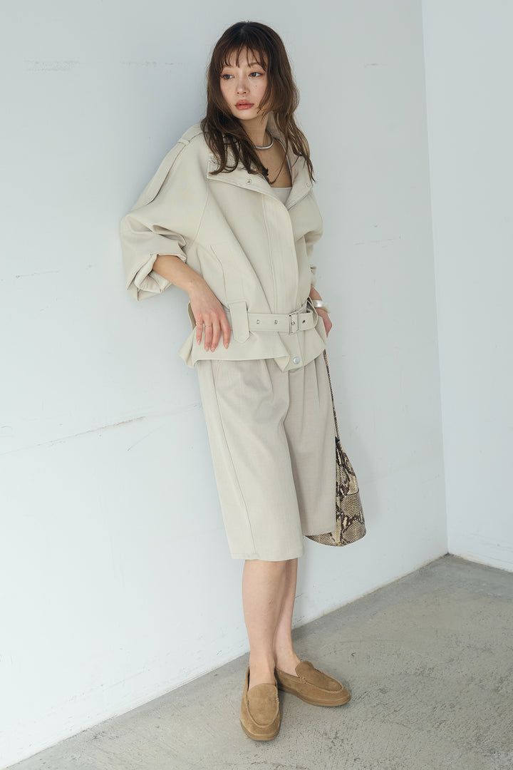 [SET]ベルト付きスタンドネックアウター+ツイルタックハーフパンツ(2set)