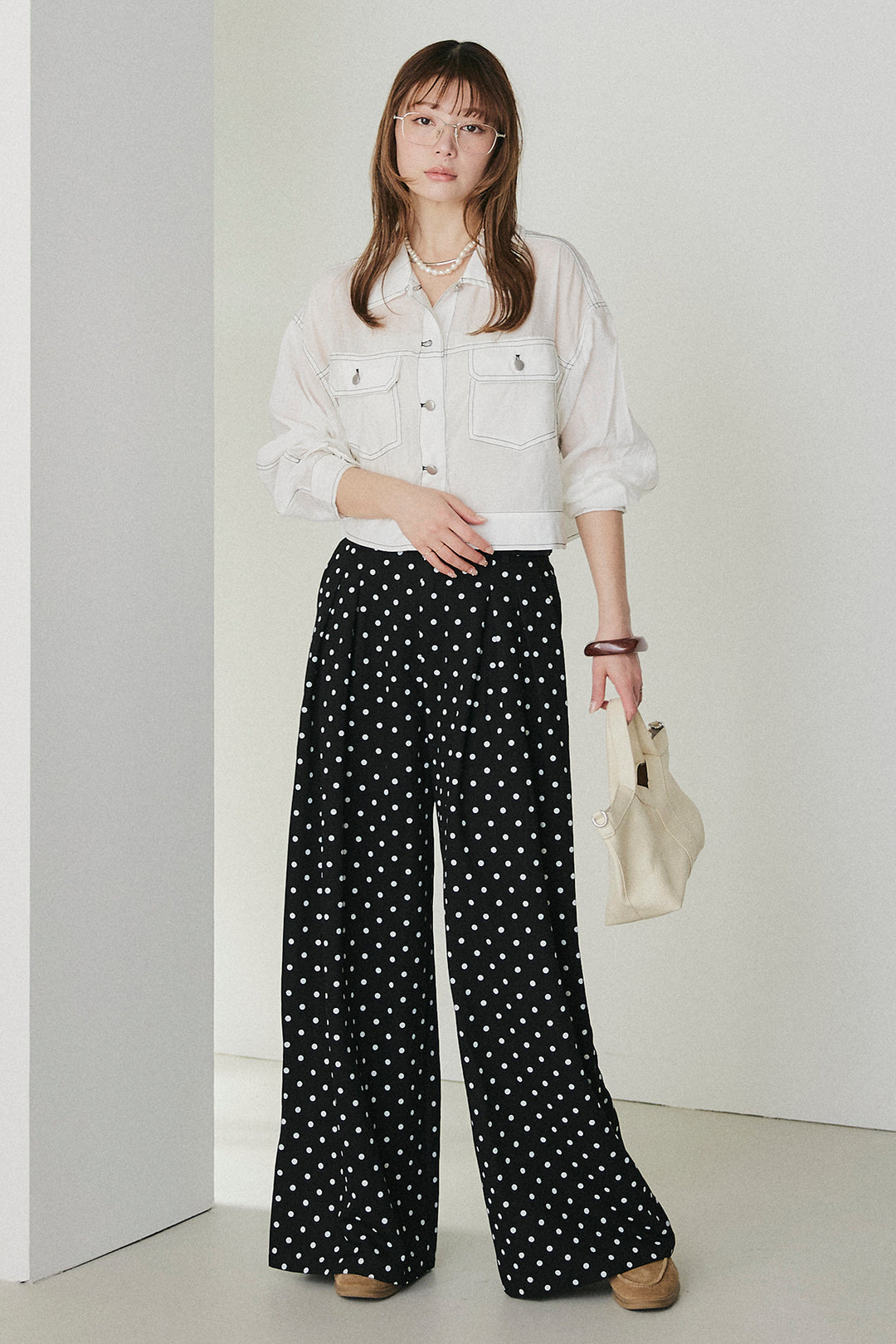 [SET]配色ステッチシアーシャツ+ベルト付きドット柄ワイドパンツ(2set)