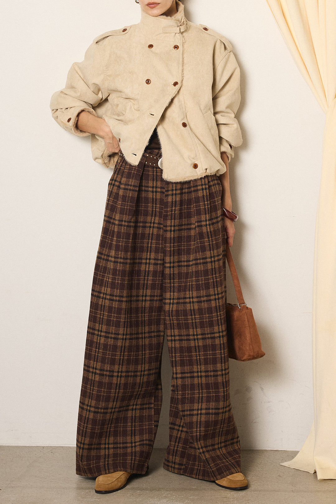 [SET]スタンド襟スウェードライクアウター+スタッズデザインベルトタータンチェックパンツ(2set)