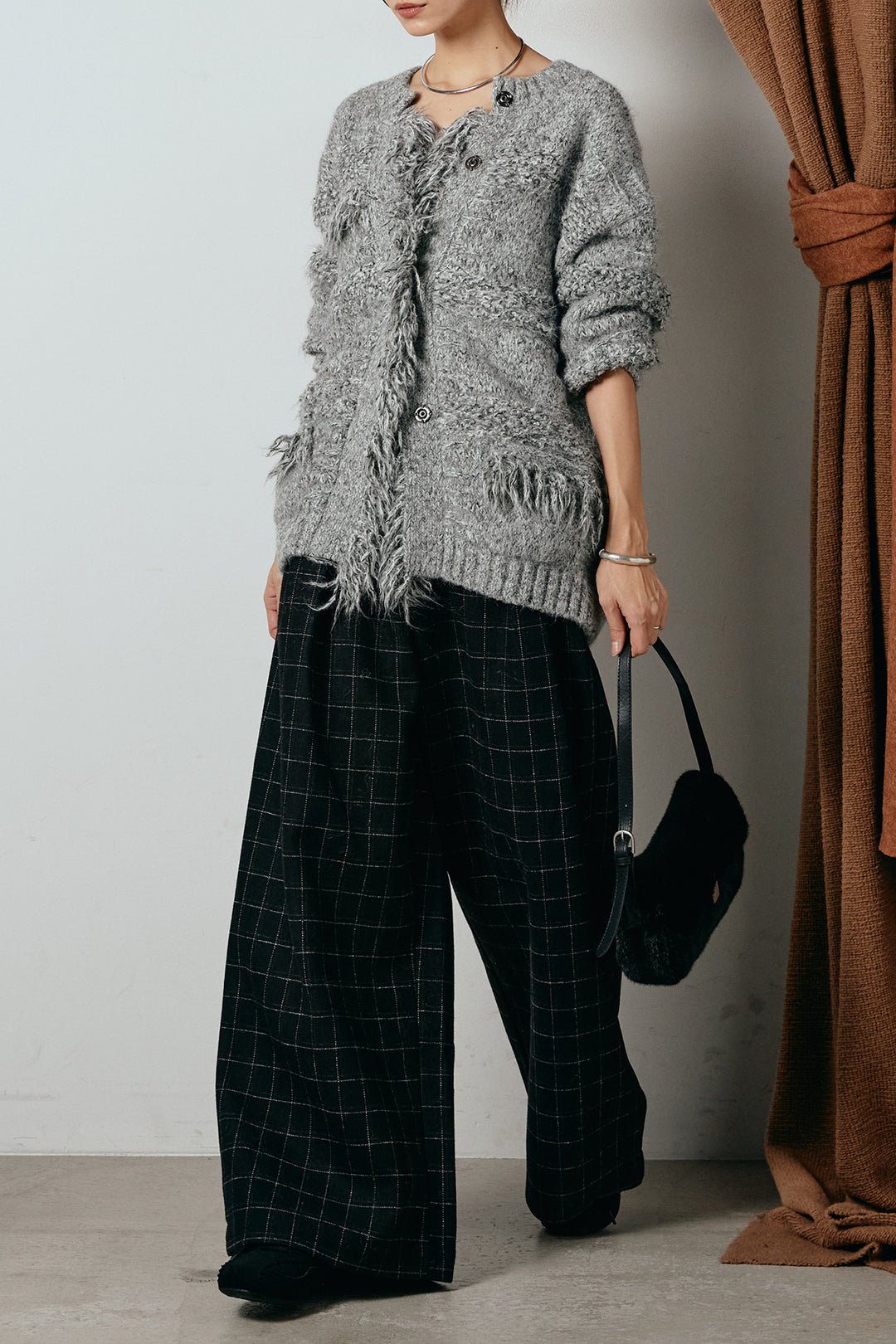 [SET]フリンジニットカーディガン+ウールライクチェックタックパンツ(2set)