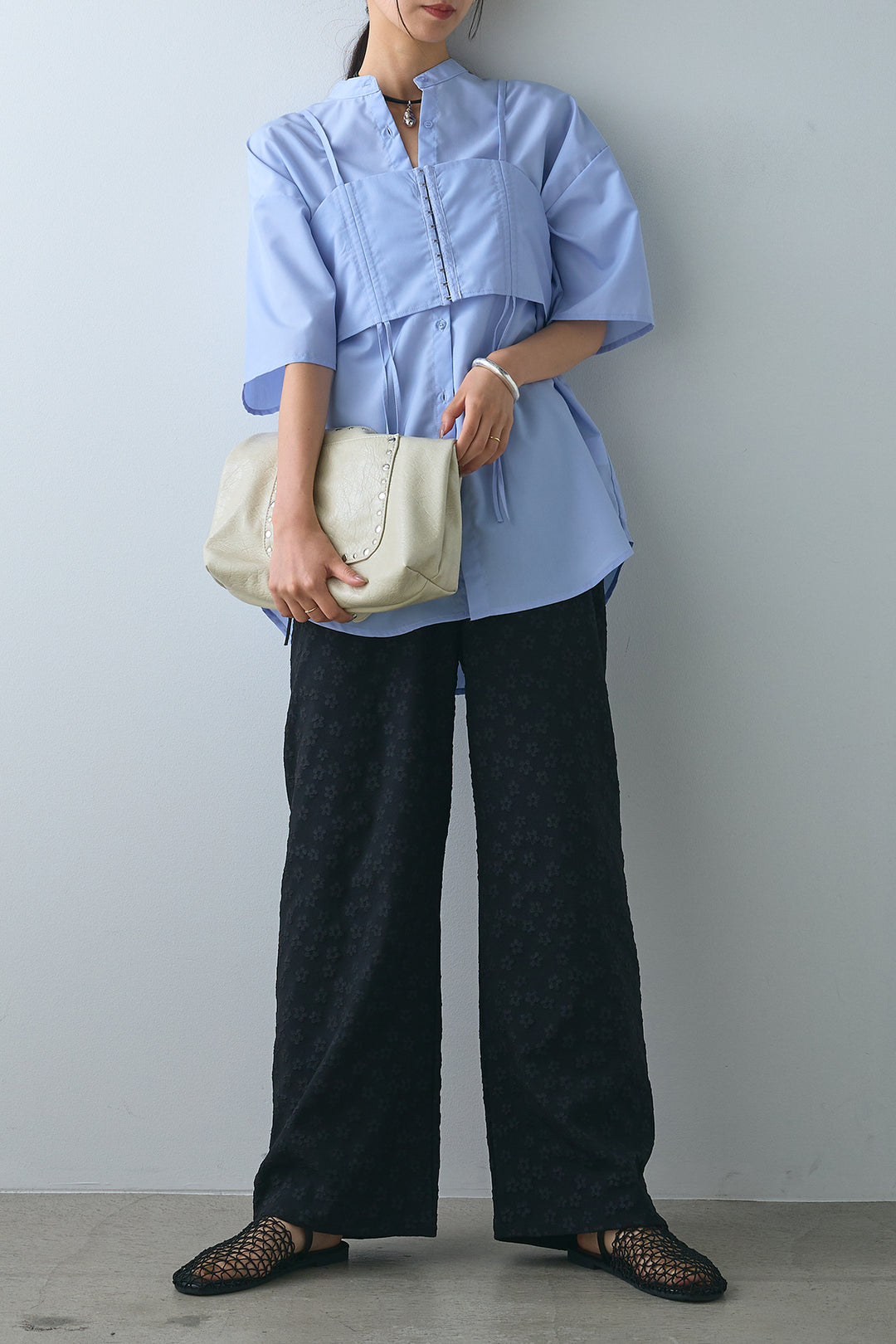[SET]ホックビスチェ付きバンドカラーシャツ+フラワージャガードパンツ(2set)