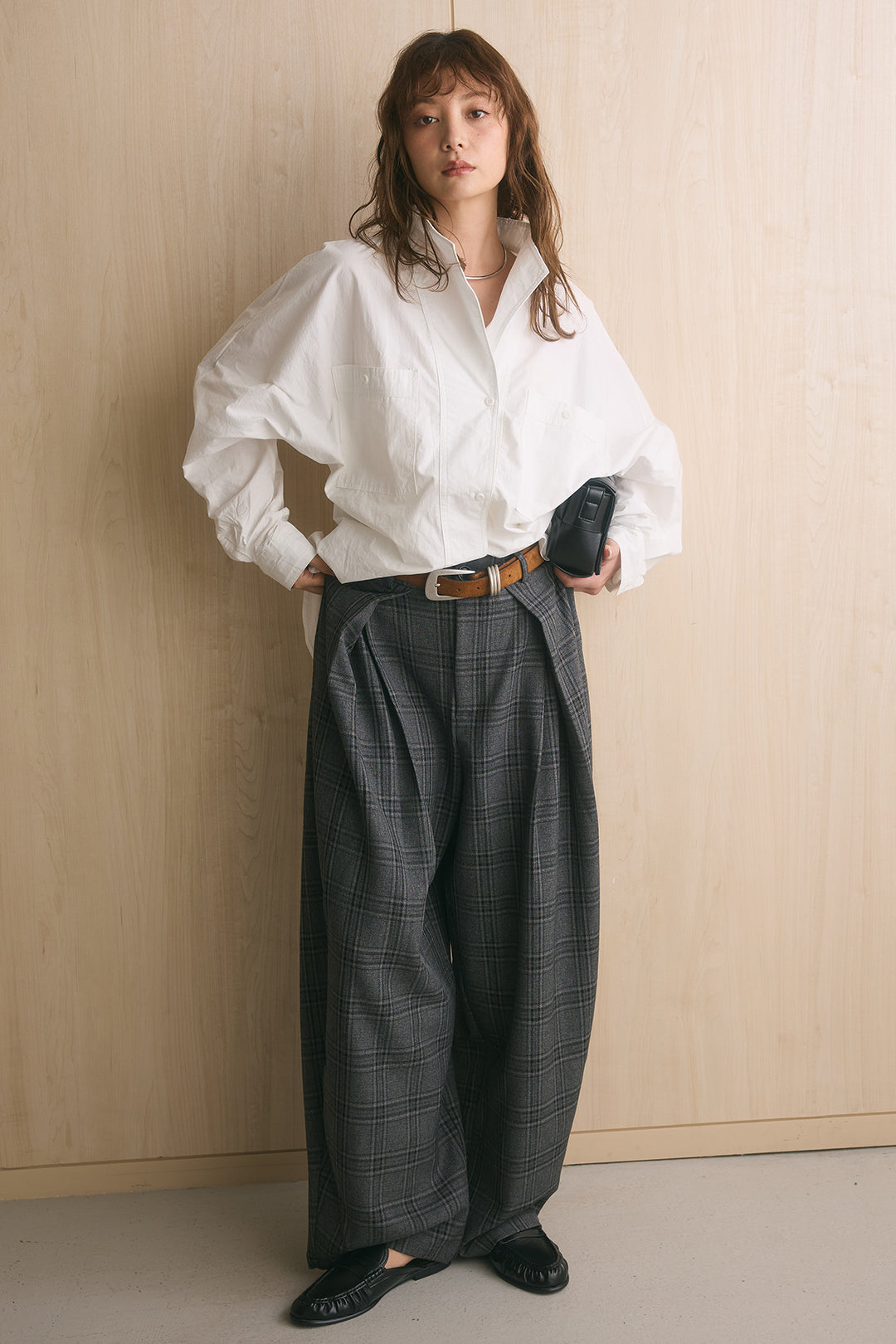 [SET]ワイドシルエットポケット付きシャツ+ブリティッシュチェックバレルパンツ(2set)