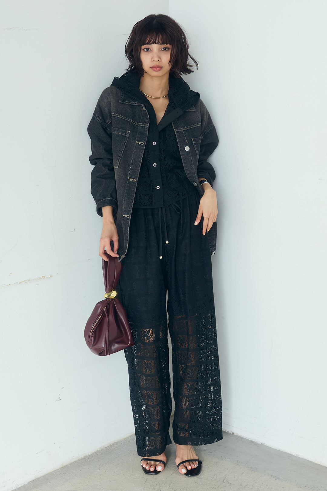 [SET]パッチワークレースショート丈フードシャツ+パッチワークレースイージーパンツ(2set)