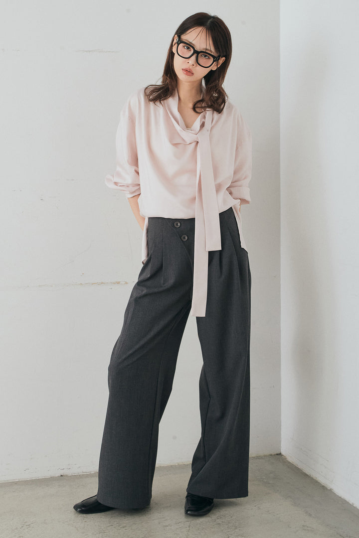 [SET]ニュアンスボータイブラウス+斜めボタンタック入りスラックス(2set)