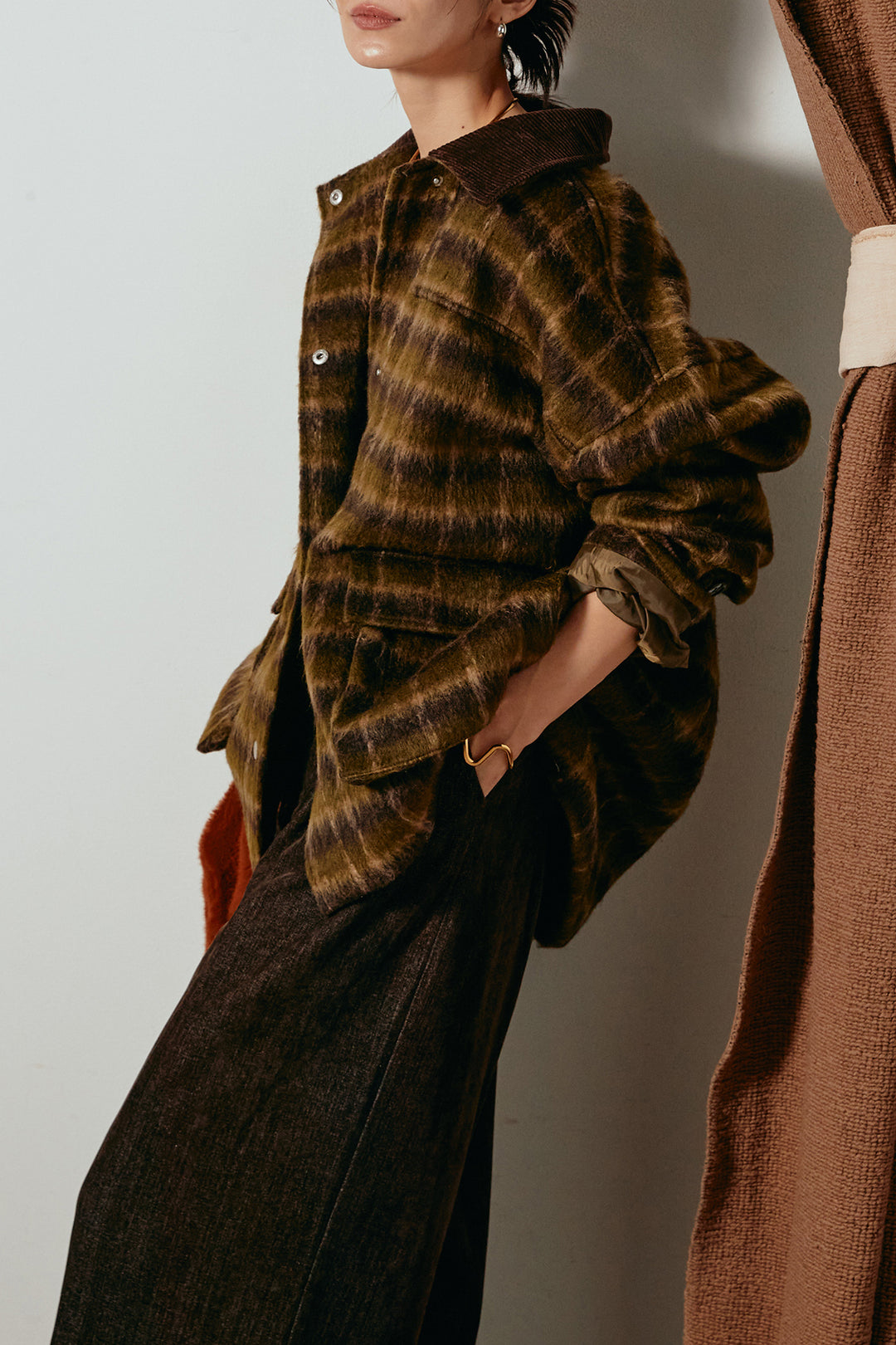 [SET]チェックシャギーミドルカバーオール+フェイクレザーベルト付きスウェードライクワイドパンツ(2set)