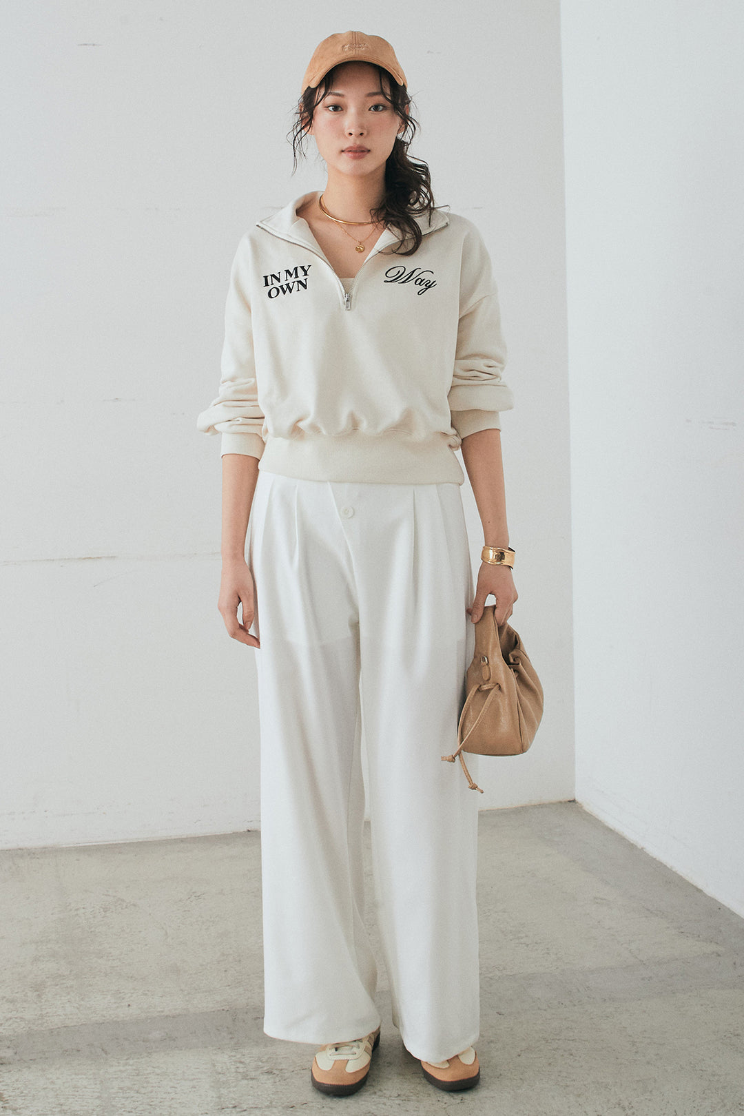 [SET]裏毛ロゴ刺繍ハーフZIPスウェット+斜めボタンタック入りスラックス(2set)